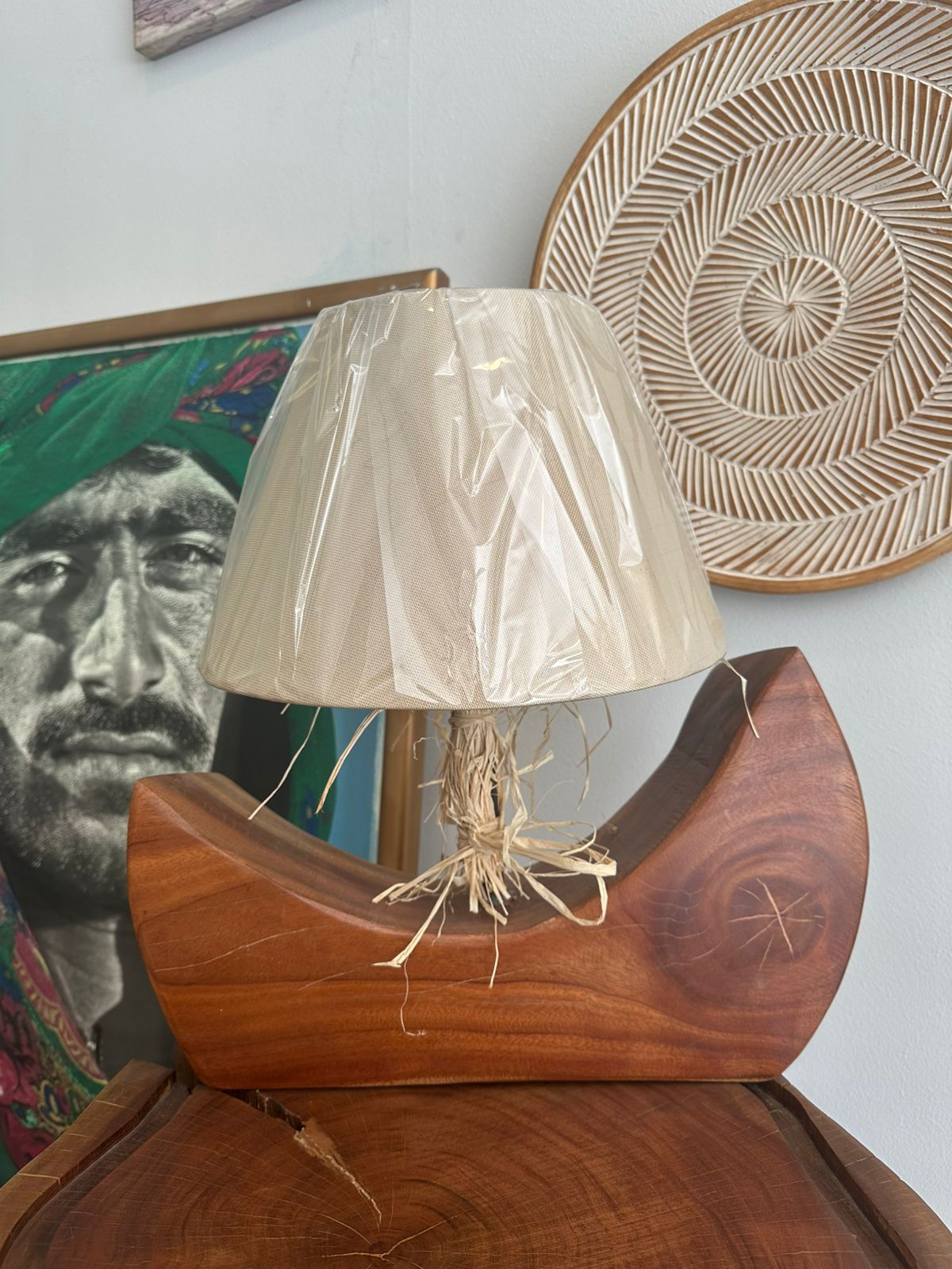 Crescent Lamp